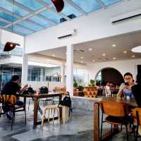 The Yard And Co Cafe @ pengarang, Photo Ed