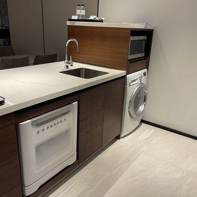 Marriott Bangkok Surawongse 一房公寓套房