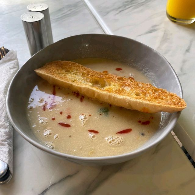 보라카이에서 유일하게 웨이팅이 있는 맛집