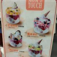 MOM’ S TOUCH ICE CREAM -BEIJING ROAD