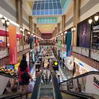 2 Story Shopping and Dining Heaven