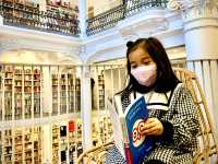 羅馬尼亞景點-老城區網美書店Cărturești Carusel