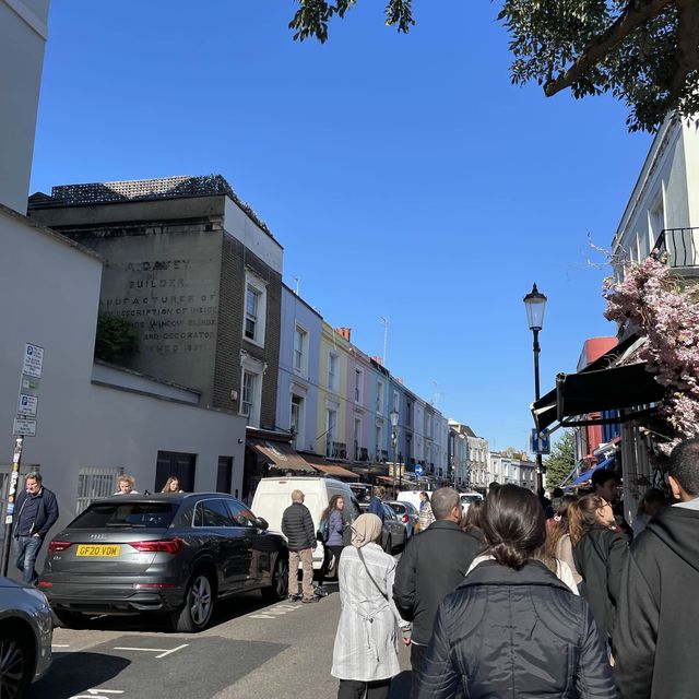 Great food and vintage goods @ Portobello