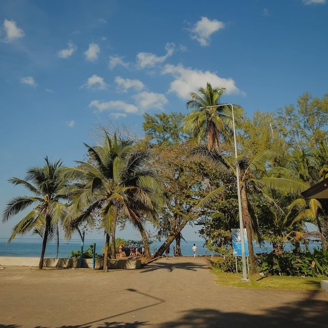 หาดนางทอง