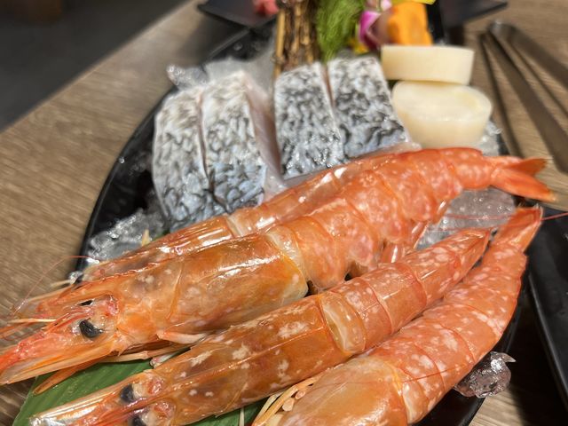 台北西門吃到飽火鍋｜新馬辣，天使紅蝦、頂級牛肉吃到飽