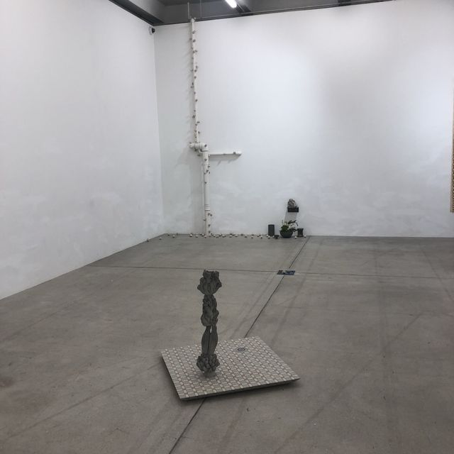 「闖入聖殿」專題展覽