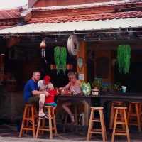 แวะคลายร้อนที่"กมลาไอศครีมโรล"@Kamala dream