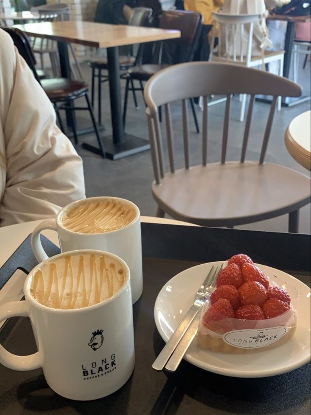 강릉 디저트 맛집 카페 '롱블랙' 
