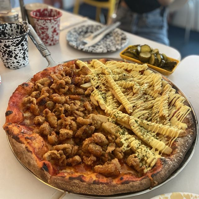 힙한 연남동 닭껍질피자맛집 랫댓 (RAT THAT)