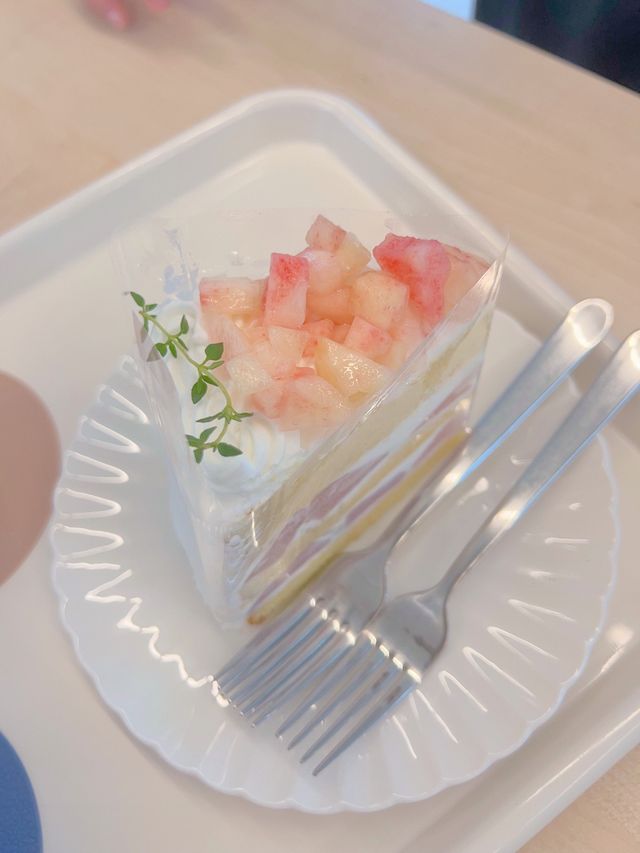 피치피치해❣️ 카페복숭아