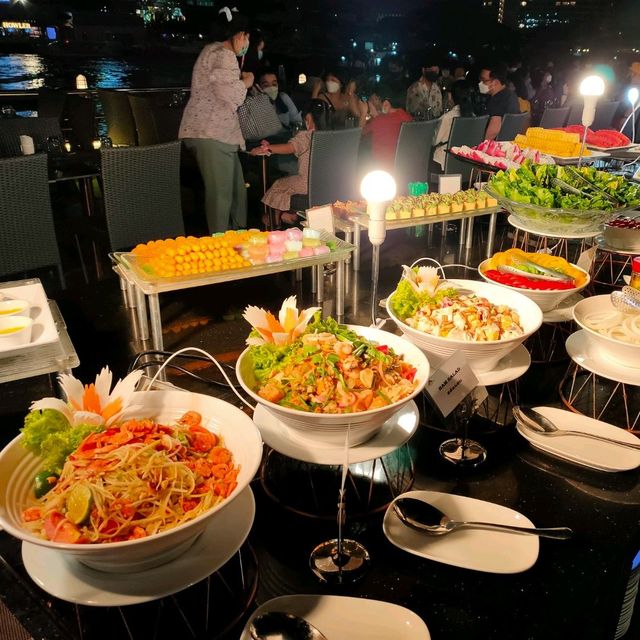 Alangka Cruise Buffet

