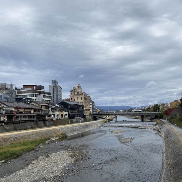 日本京都逛鴨川