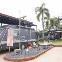 Dream Factory Cafe n Hotel 