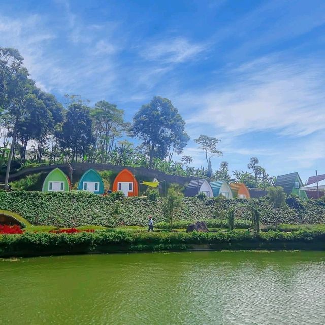 NIRVANA VALLEY RESORT - BOGOR