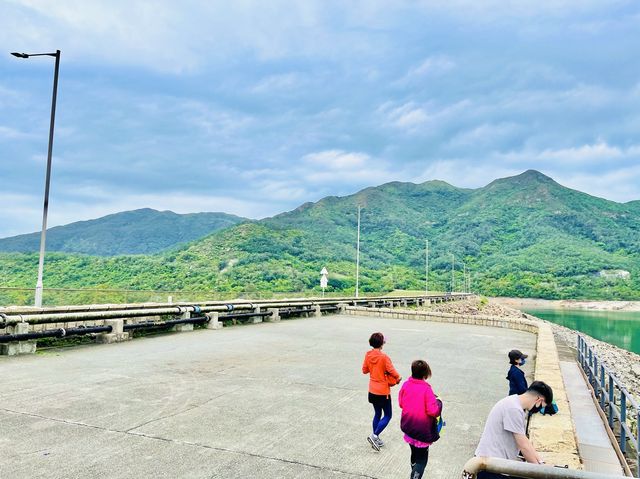 石壁水塘神秘海景 石壁水塘神秘海景