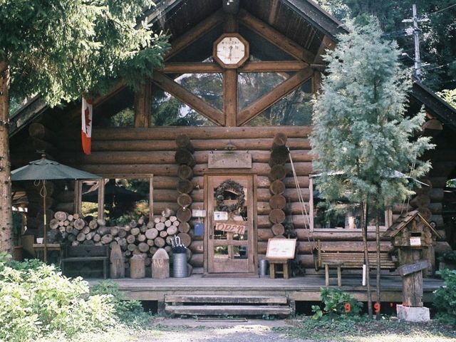 【大阪】森のログハウスカフェ🕰おじいさんの古時計