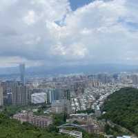 《台北》都市中的淨土—象山親山步道！