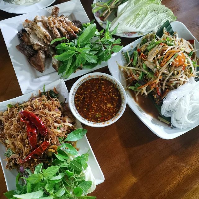 ร้านนั่งชิว  วิวทุ่งนา