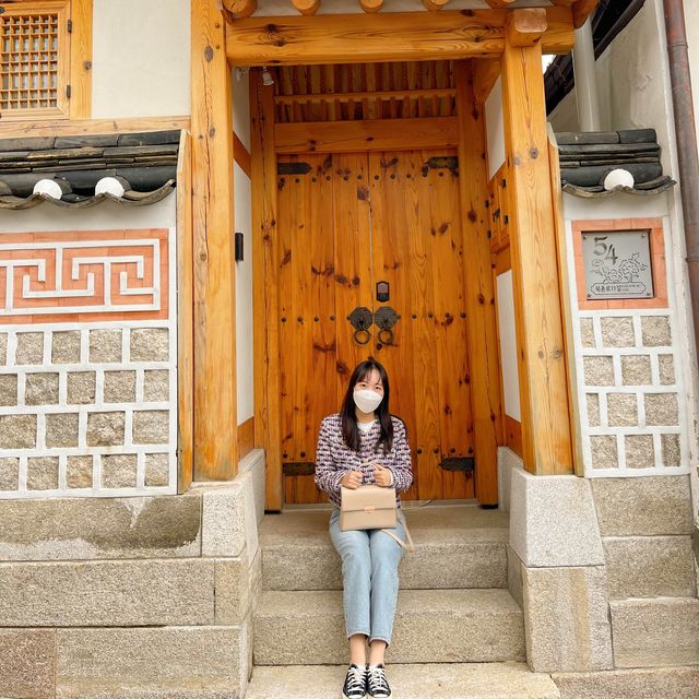 유명한 포토스팟 말고도 예쁜 곳이 많은 북촌한옥마을🪟