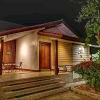 The Laekhong River Resort

