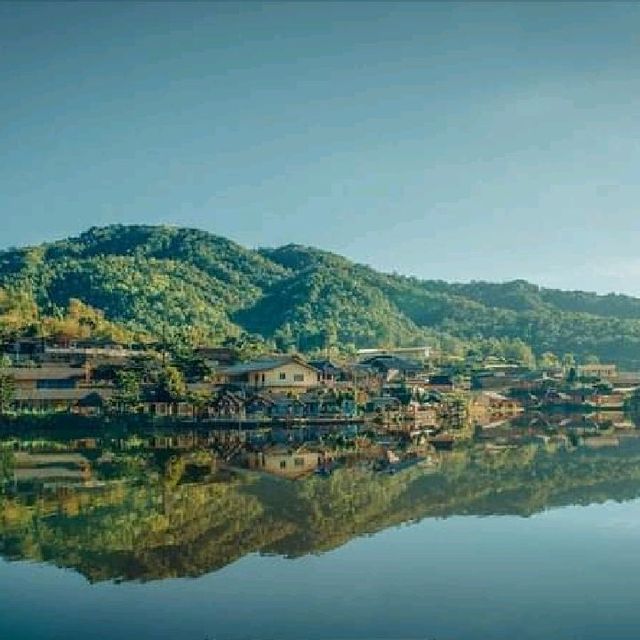 บ้านรักไทย แม่ฮ่องสอน​