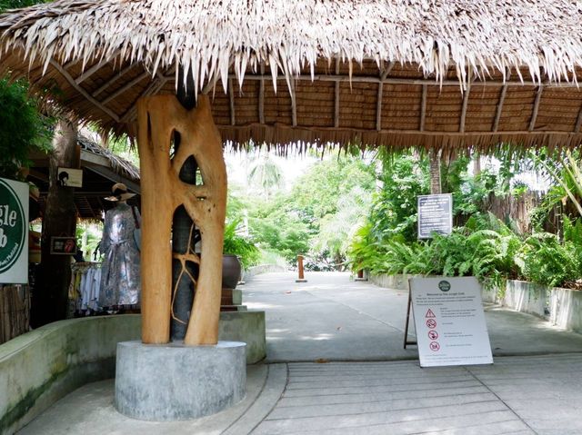 เดอะ จังเกิ้ล คลับ (The Jungle Club) @เกาะสมุย 