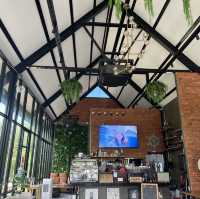 YAI Cafe ค่าเฟ่หรูๆที่ประจวบ