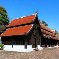 วัดเจดีย์หลวงวรวิหาร วัดเก่าแก่คู่เมืองล้านนา