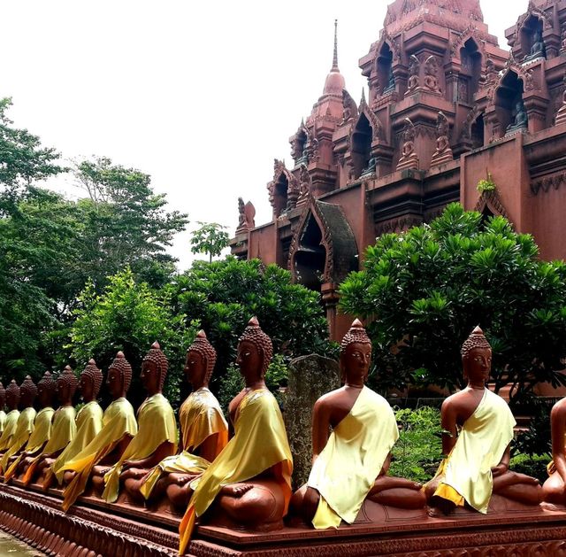 ทำบุญไหว้พระ กับครอบครัว
