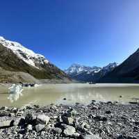 NZ Mt. Cook Hooker Valley Track