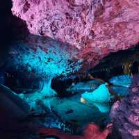 爬進英國的洞穴探險