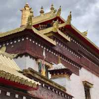 Langjiling Temple of Gongga