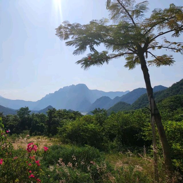 Stunning Exian Mountain in East-Hainan