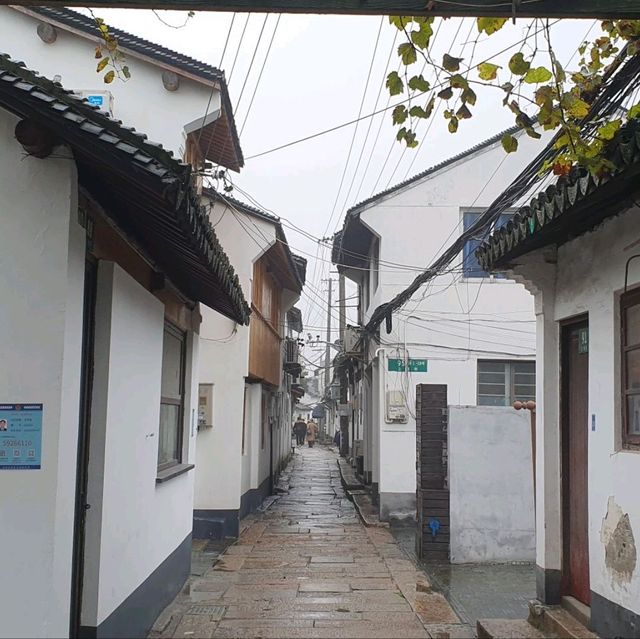 A non touristic water town in Qingpu