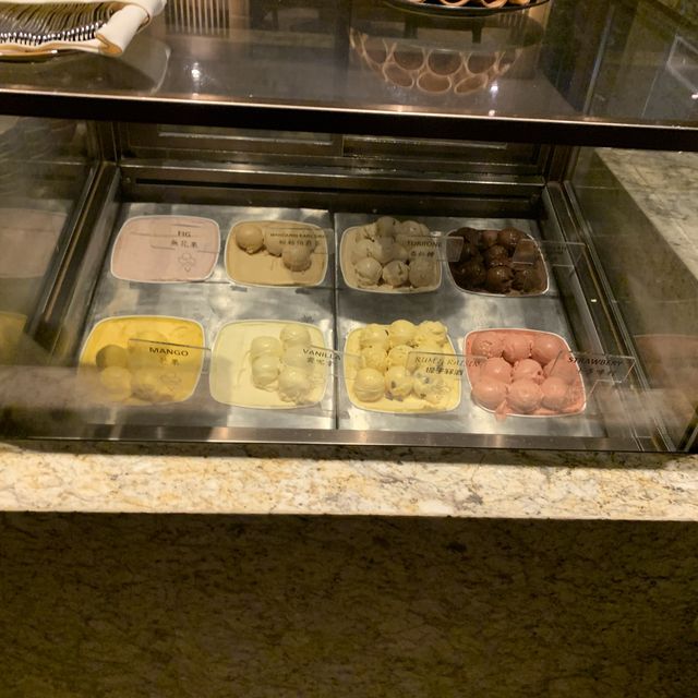 邊食邊有驚喜的自助餐 - 大灣咖啡館