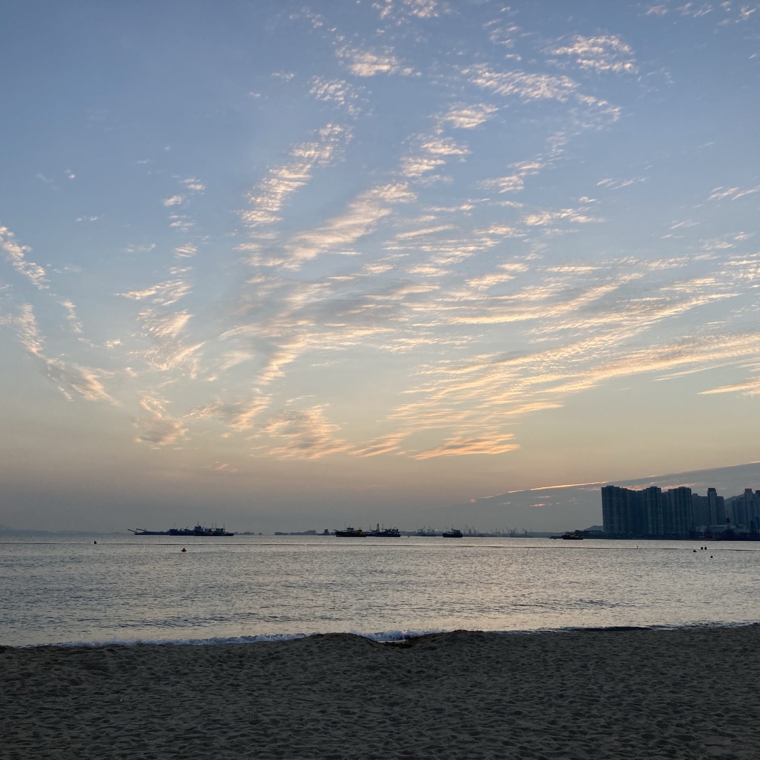 秋冬限定日落水平線 Trip Com 香港