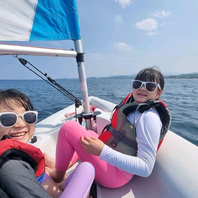 수산항 마리나리조트에서 물놀이