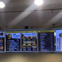 臺中探店 逢甲 菠羅先生Mr.BOLO