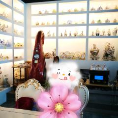 Manor Blanc User Photo