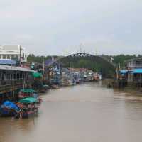 บ้านน้ำเชี่ยว
