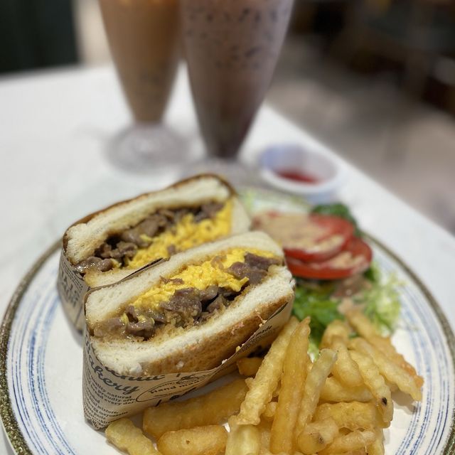 🥪🍲🧋 @春田冰室