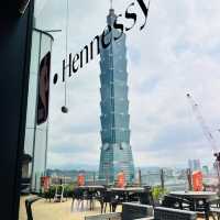 HOOTERS 美式餐廳