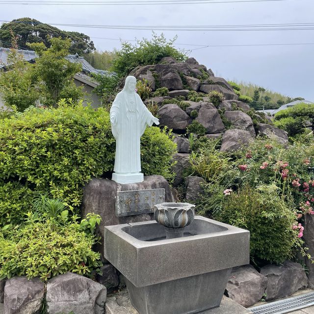 【長崎県】ペパーミントグリーンの壁が美しい教会へ。
