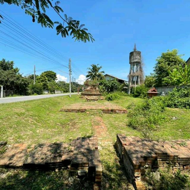 เที่ยววัดเก่าโบราณ วัดเกาะกลาง อ.ป่าซาง จ.ลำพูน 