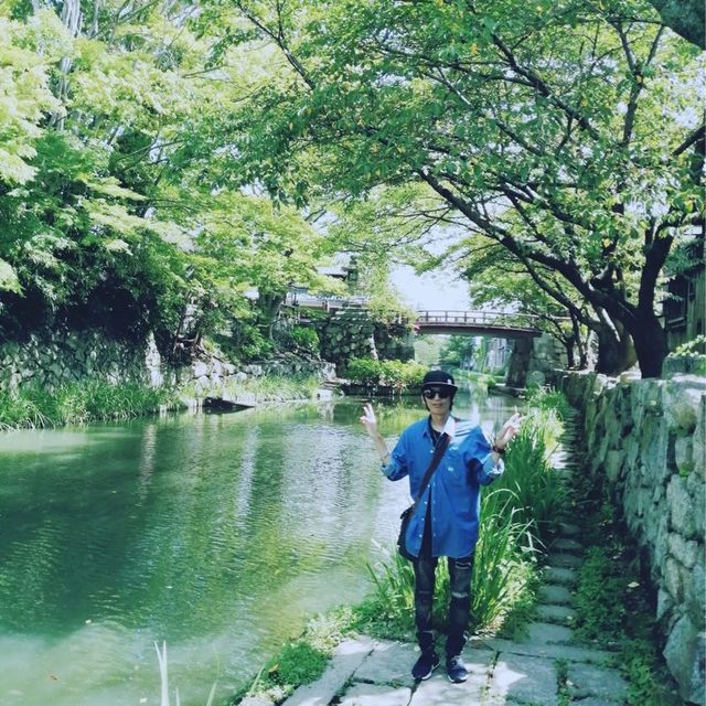 คลองฮาจิมังโบริ ธีมหนังย้อนยุคซามูไรพเนจร