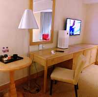 北角街市裏的華美達盛景酒店