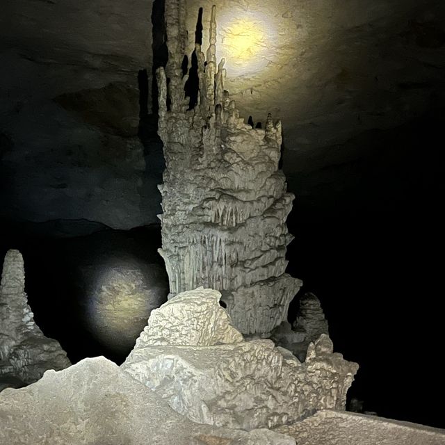Amazing Kong Lor Cave