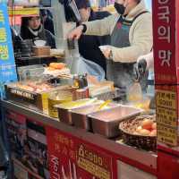 연말느낌 물씬 느껴지는 깡통야시장