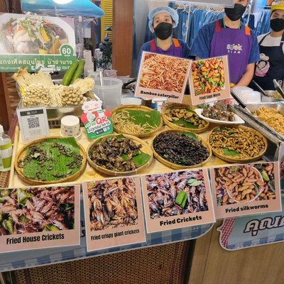 ICONSIAM BANGKOK - The BIGGEST Street Food Mall in Thailand 