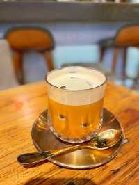 灣仔鬧市中寫意咖啡店☕️